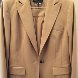 Jones New York set: suit and pants